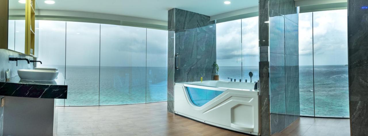Swarn By Hawks Hotels Kamadhoo Екстериор снимка