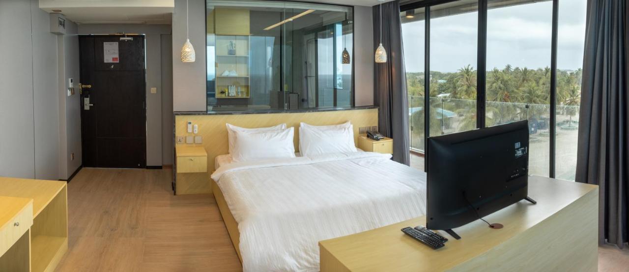 Swarn By Hawks Hotels Kamadhoo Екстериор снимка