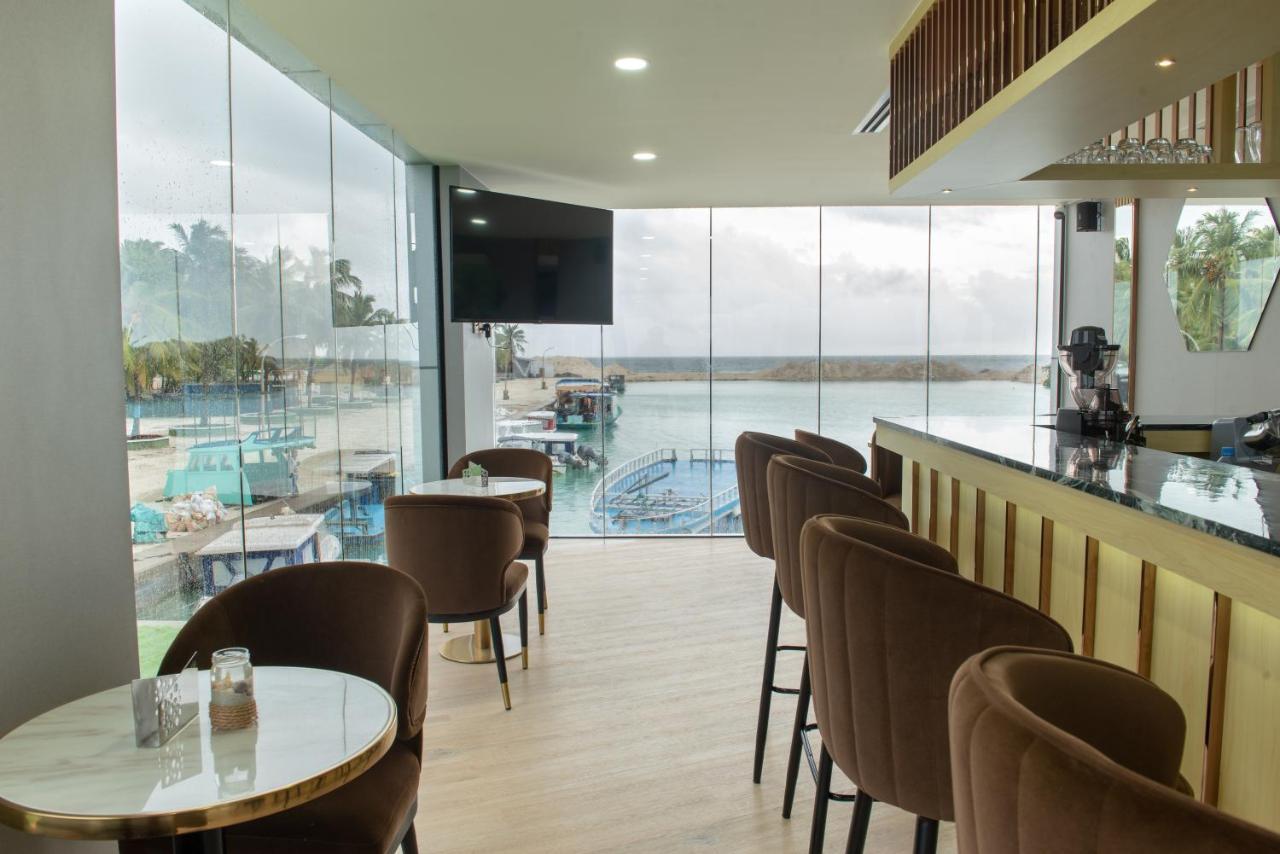 Swarn By Hawks Hotels Kamadhoo Екстериор снимка