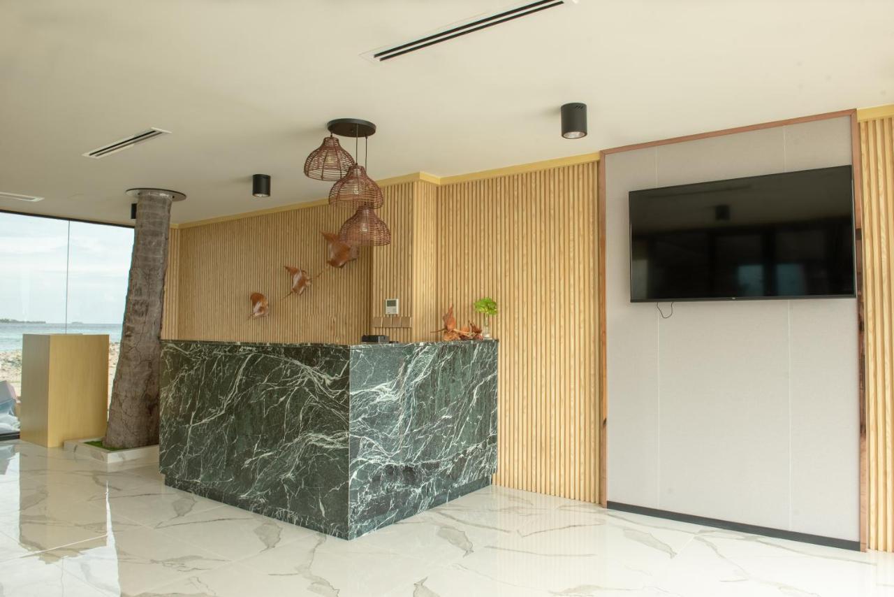 Swarn By Hawks Hotels Kamadhoo Екстериор снимка