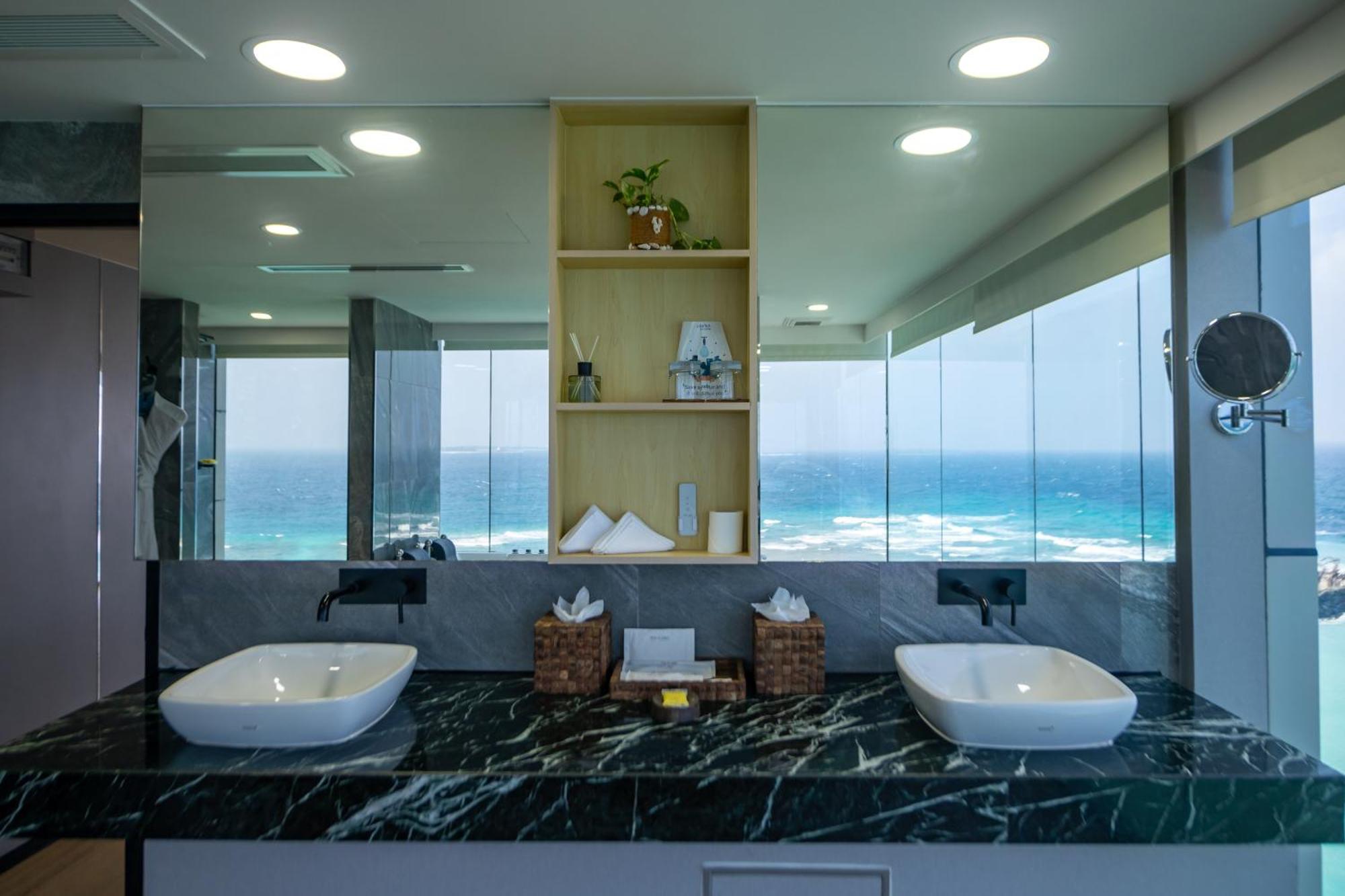 Swarn By Hawks Hotels Kamadhoo Екстериор снимка