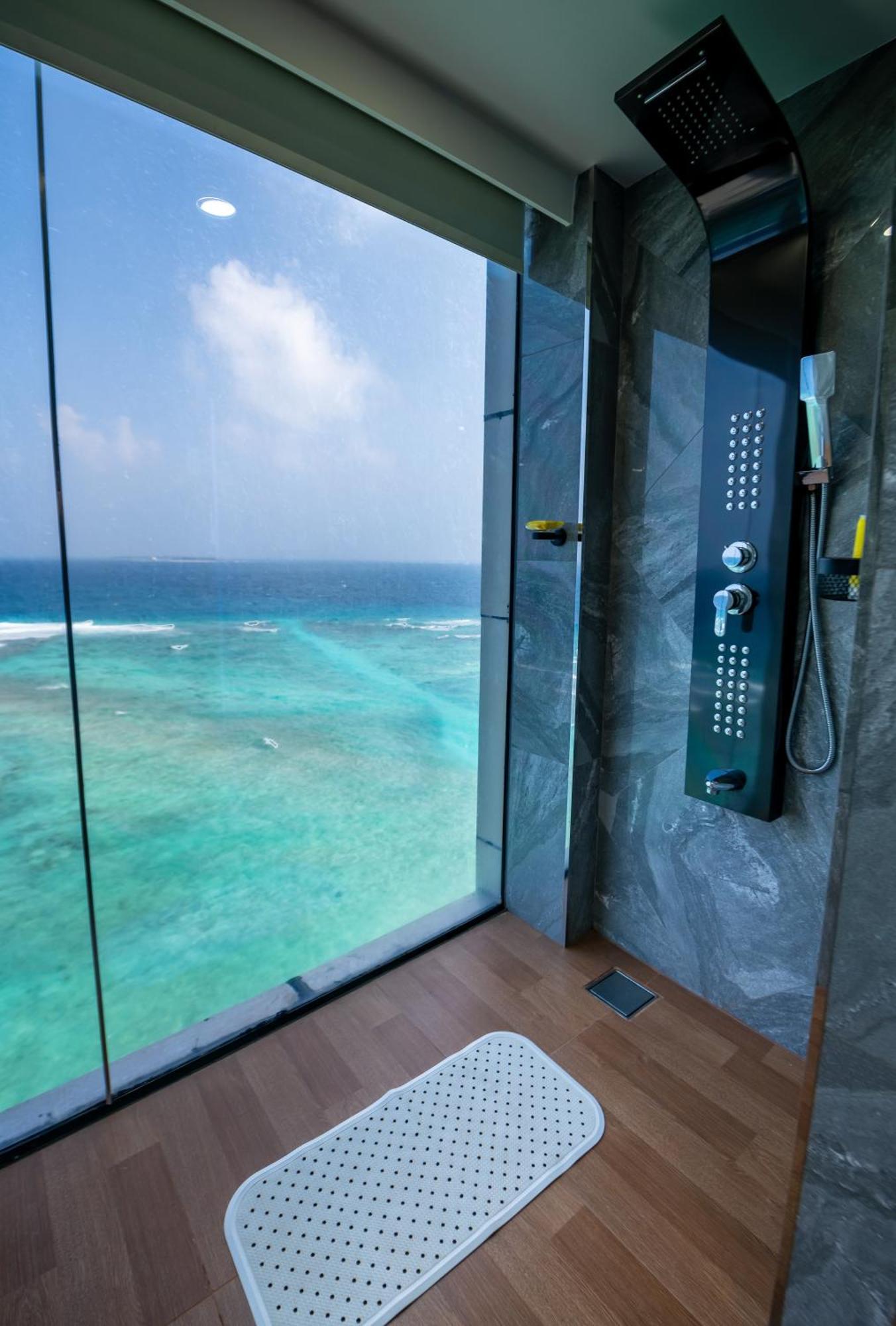 Swarn By Hawks Hotels Kamadhoo Екстериор снимка