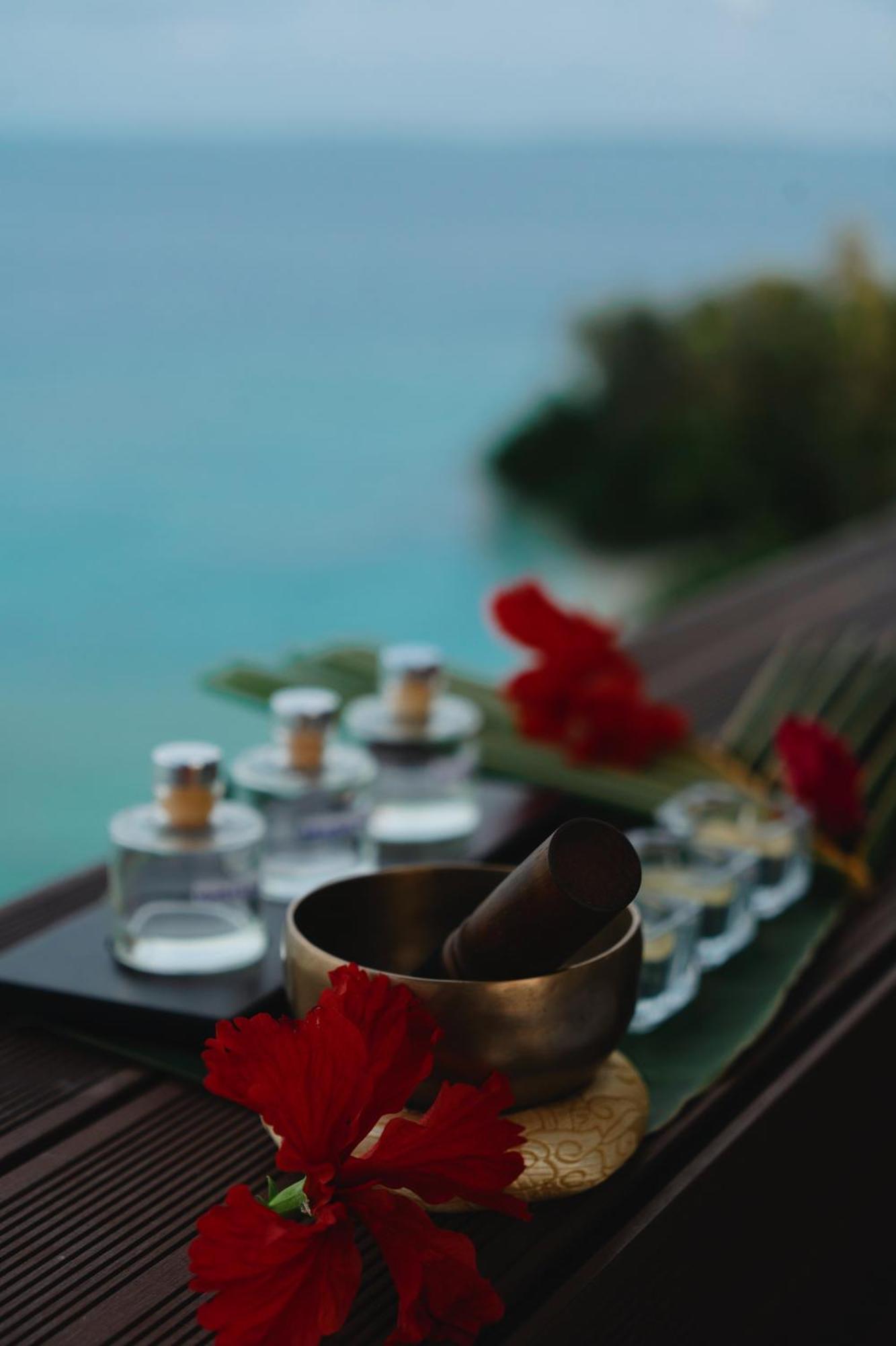 Swarn By Hawks Hotels Kamadhoo Екстериор снимка